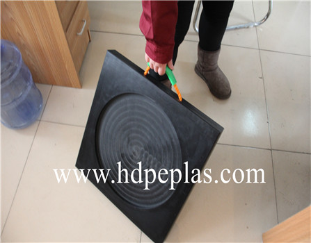 UHMW PE plastic track pad | Easy to carry mobile outrigger pad