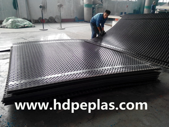 Water proof HDPE ground cover mats temporary roadways