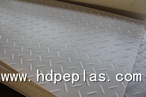 HDPE Light duty ground mats.